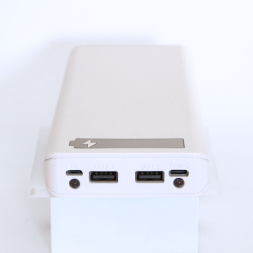 DIY powerbank 10×18650 li-Ion, white