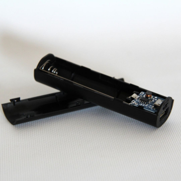 DIY mini powerbanka 1×18650 Li-Ion, černá
