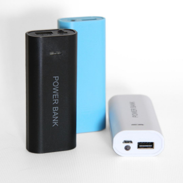 DIY mini powerbank 2×18650, blue