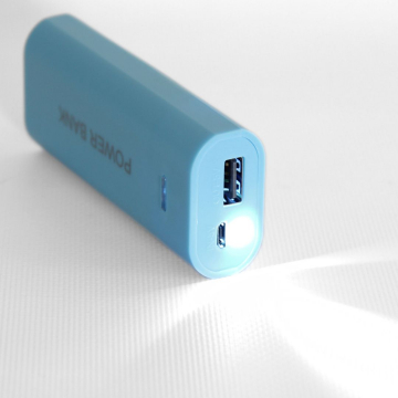 DIY mini powerbank 2×18650, blue