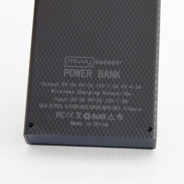 DIY wireless magnetic powerbank 8×18650, black