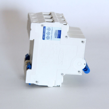 Circuit breaker TOMZN AC 3P MCB 400V 16A type B